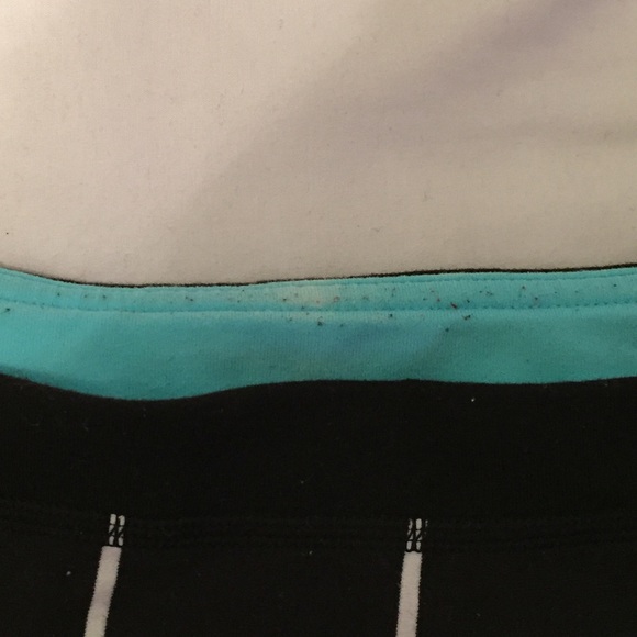 Patterned Ivivva Shorts - Picture 3 of 3